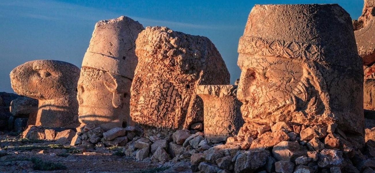 explore mount nemrut in turkey
